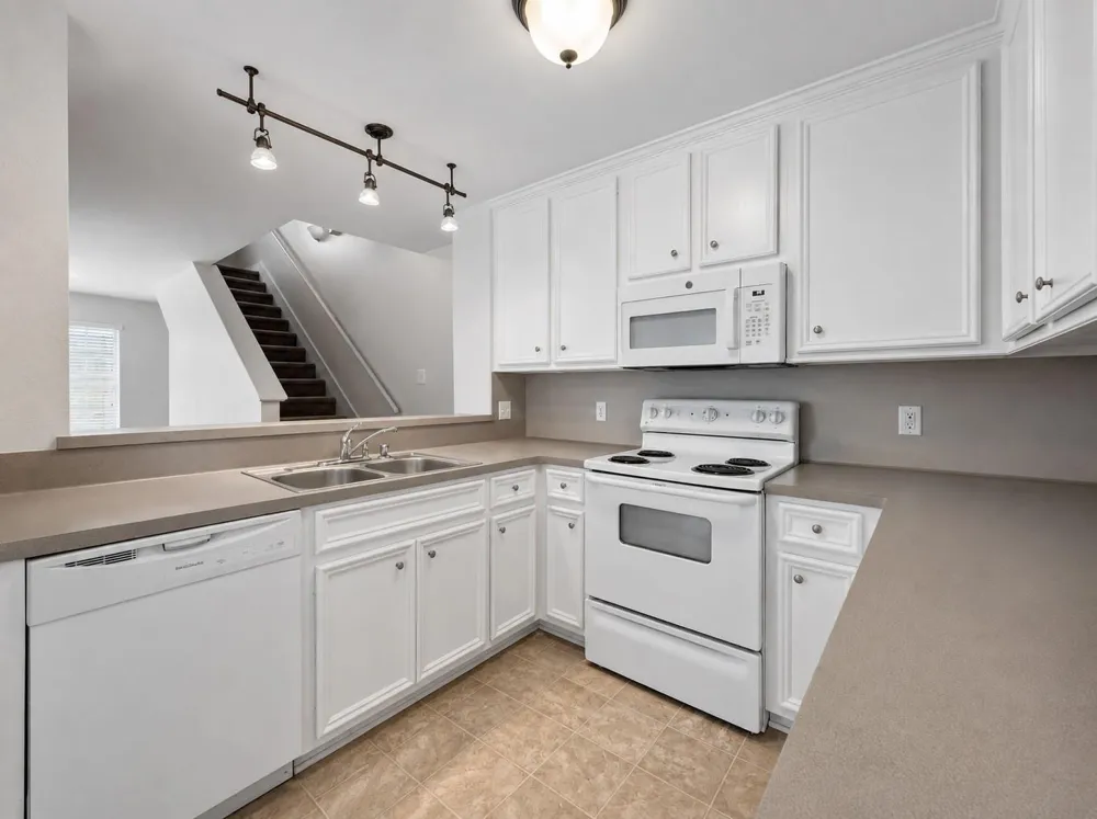 175 Binnacle Court #B Willis, TX 77318