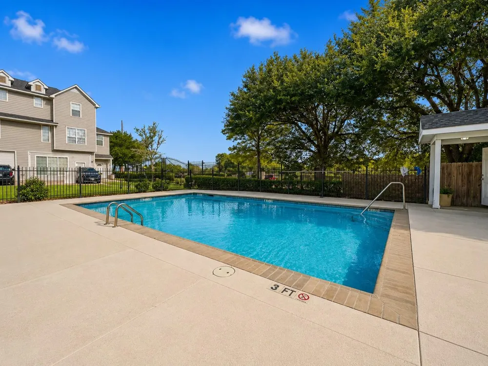 175 Binnacle Court #B Willis, TX 77318