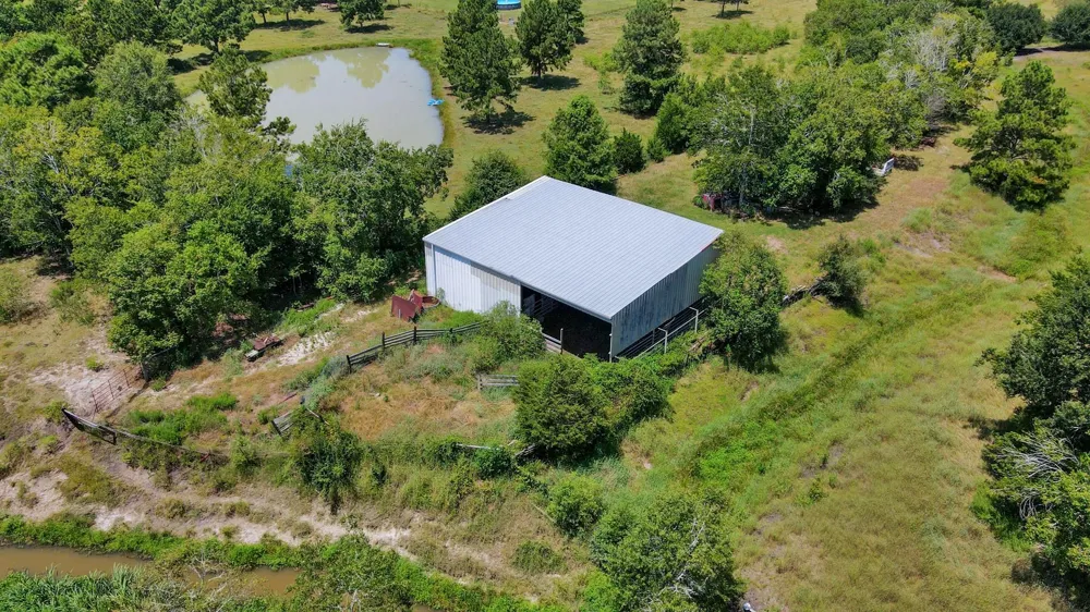 4374 Belton Lane Lane Anahuac, TX 77514