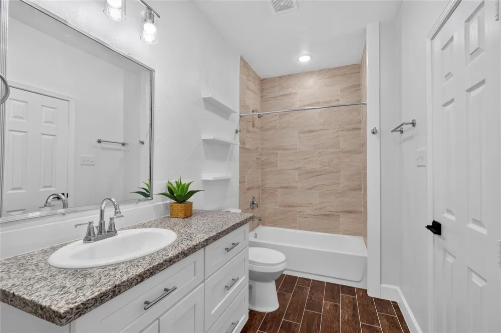 8018 Ethel Street Houston, TX 77028