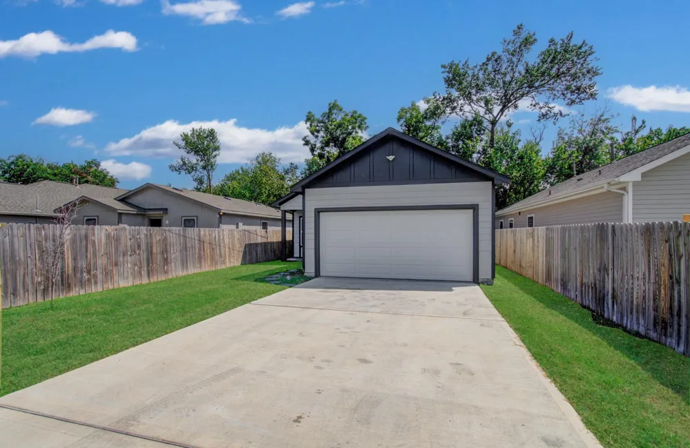 8018 Ethel Street Houston, TX 77028