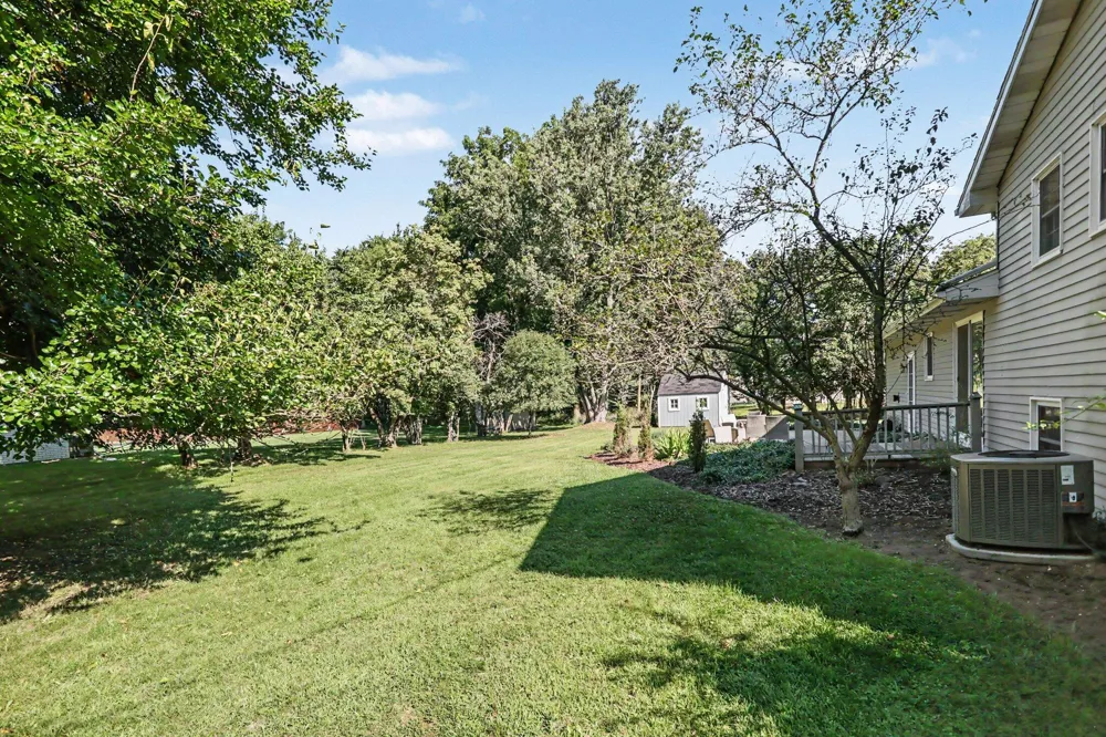 301 Sherman Drive Marshall, MI 49068