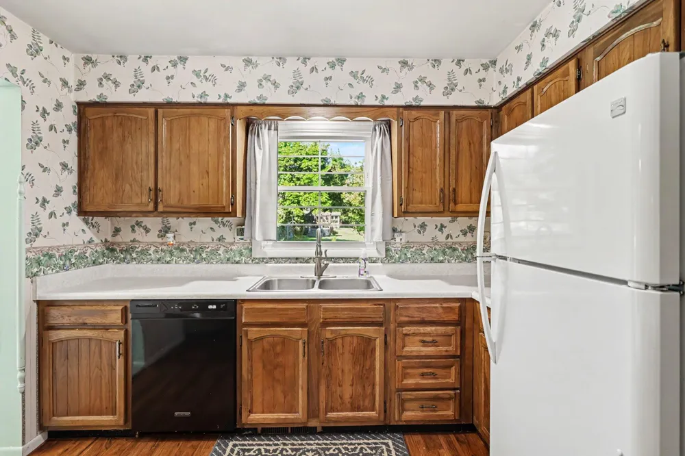 301 Sherman Drive Marshall, MI 49068