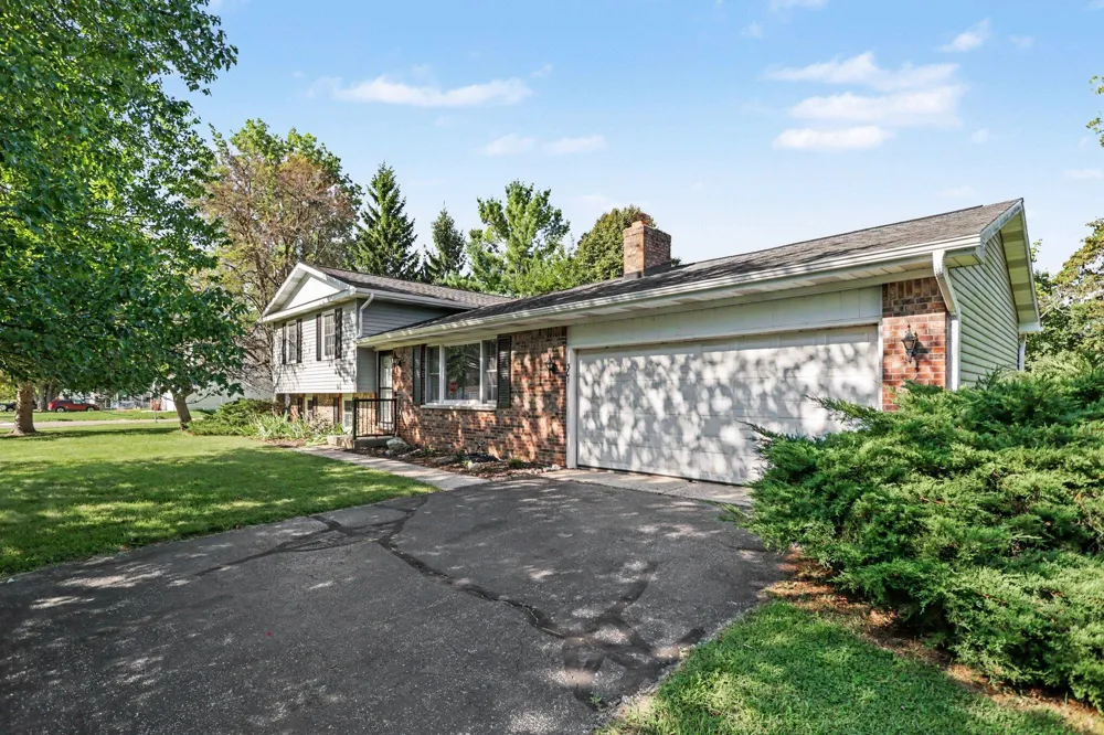301 Sherman Drive Marshall, MI 49068