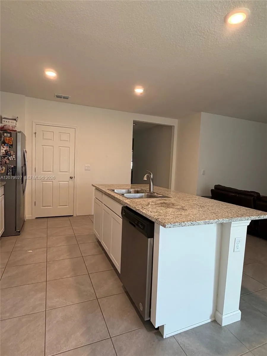 7164 Topaz Grant Valkaria, FL 32949