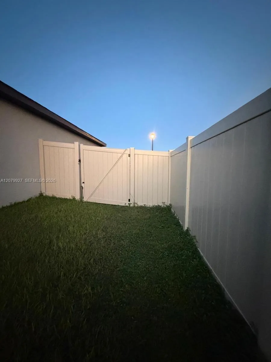 7164 Topaz Grant Valkaria, FL 32949
