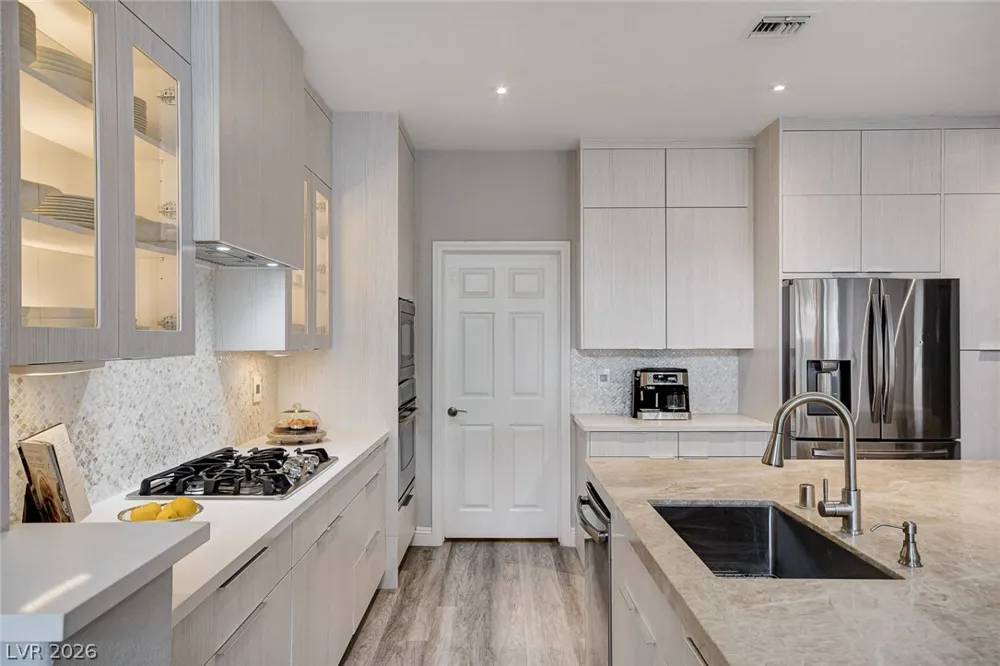 1913 Summer Pine Court #102 Las Vegas, NV 89134