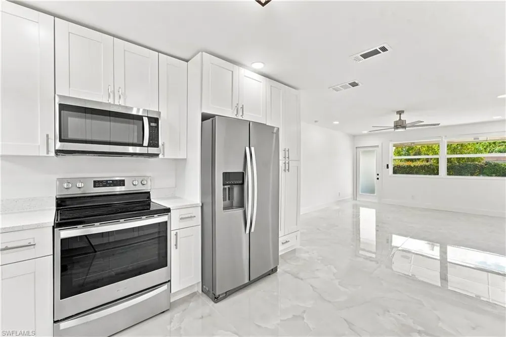 5341 Martin Street Naples, FL 34113