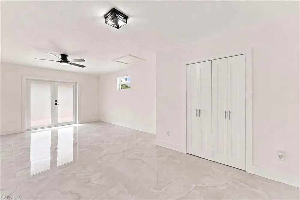 5341 Martin Street Naples, FL 34113