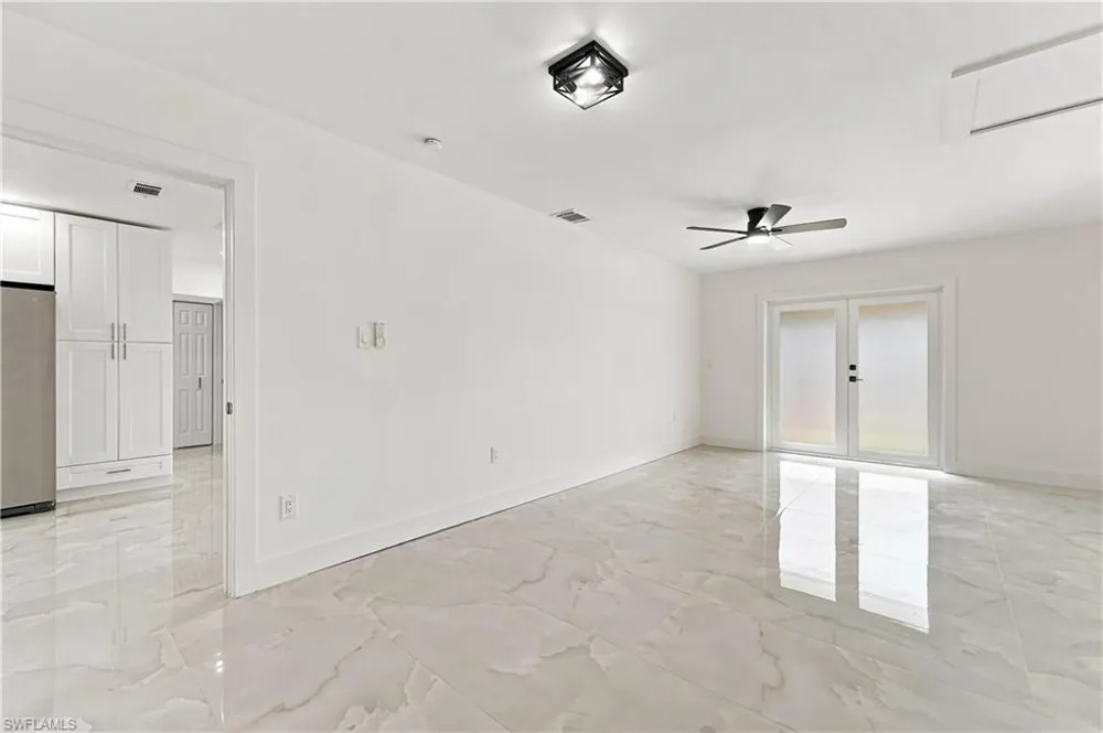 5341 Martin Street Naples, FL 34113