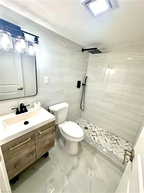 5341 Martin Street Naples, FL 34113