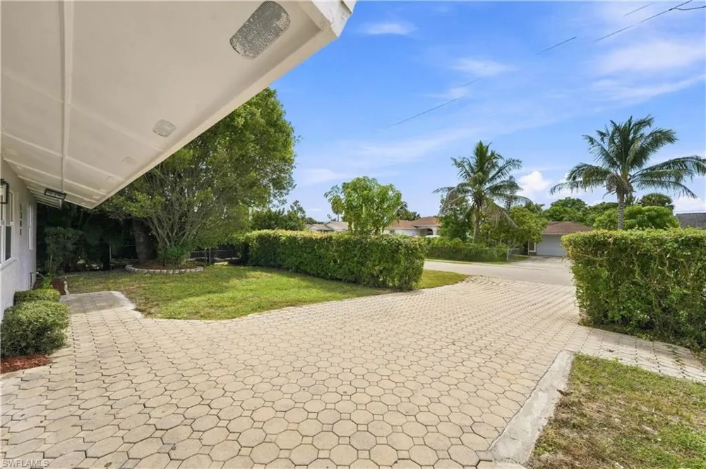5341 Martin Street Naples, FL 34113