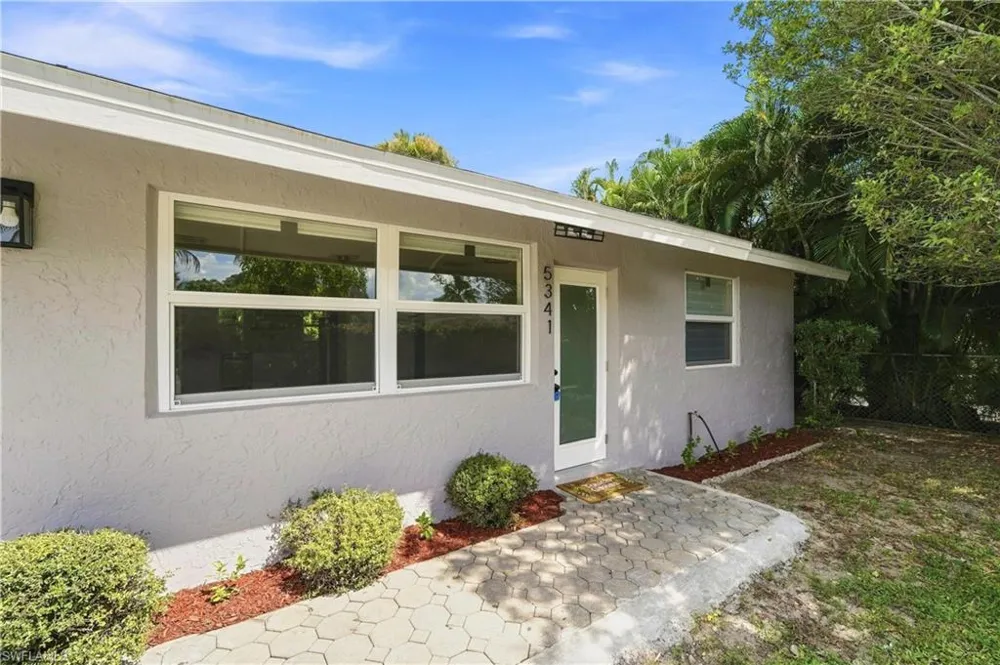 5341 Martin Street Naples, FL 34113