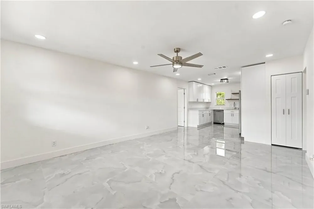 5341 Martin Street Naples, FL 34113
