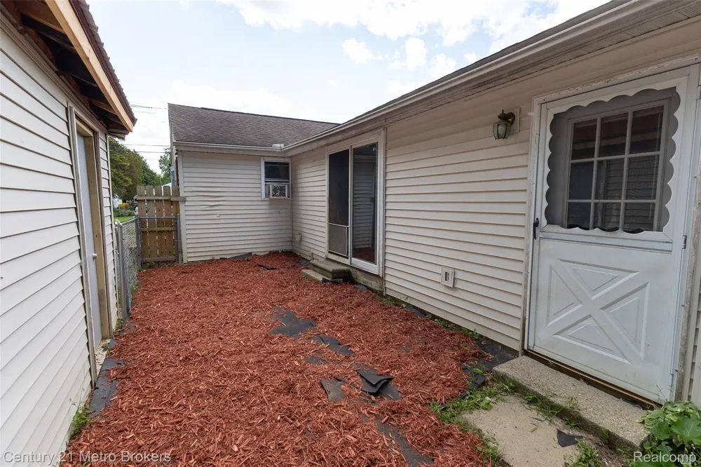 5101 Marilyn Drive Genesee Charter Township, MI 48506