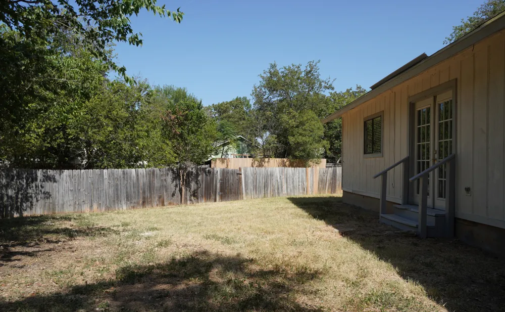 2626 PIPING ROCK TRAIL Austin, TX 78748