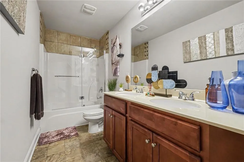 2724 Trey Court Ellenwood, GA 30294