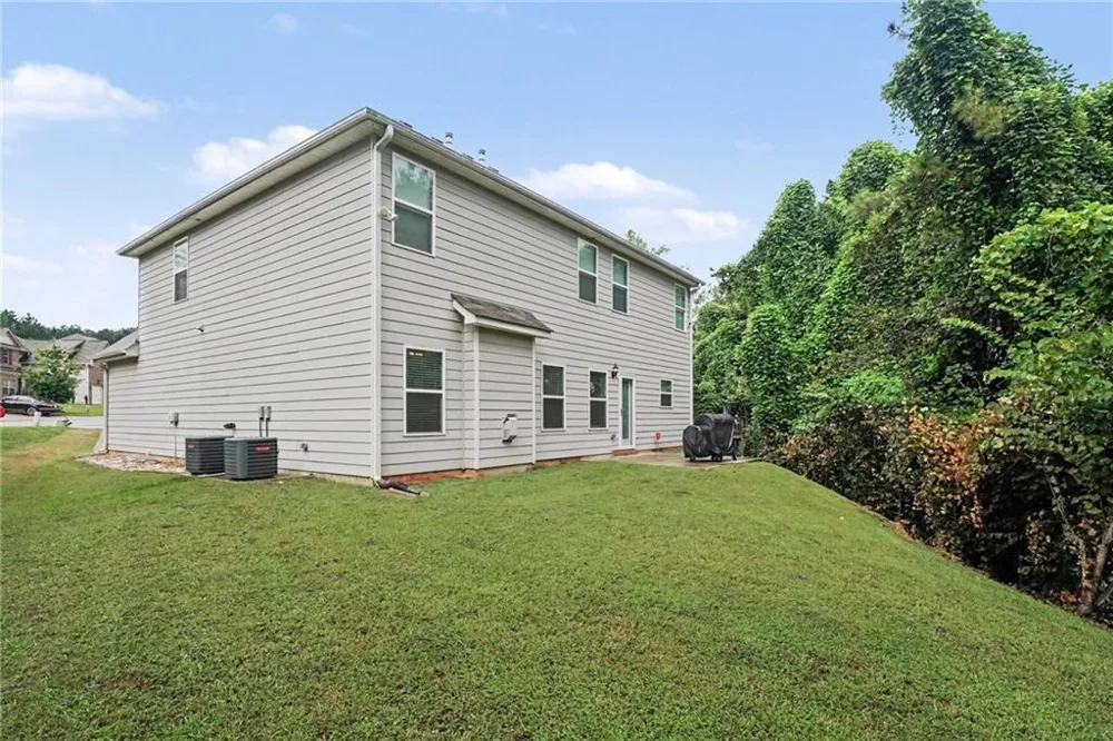2724 Trey Court Ellenwood, GA 30294