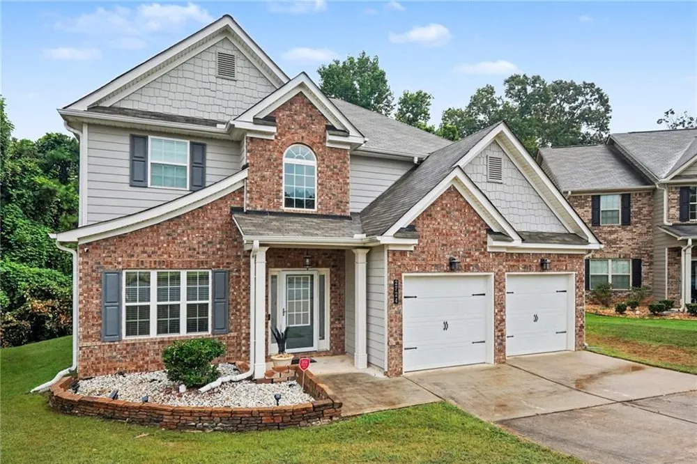 2724 Trey Court Ellenwood, GA 30294