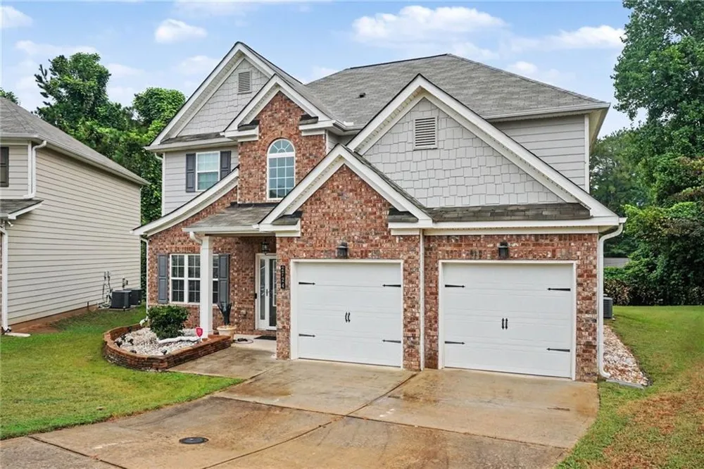 2724 Trey Court Ellenwood, GA 30294