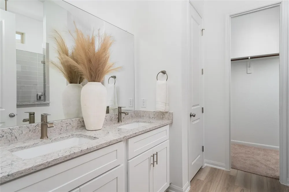 646 Amber Falls Drive Montgomery, TX 77356
