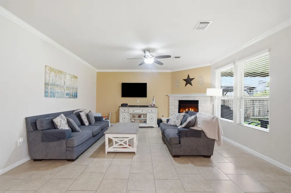 5323 Ivory Glass Drive Katy, TX 77493
