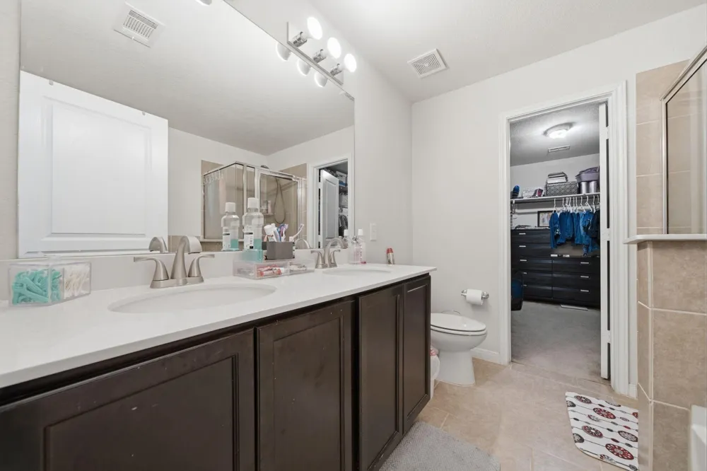 5323 Ivory Glass Drive Katy, TX 77493