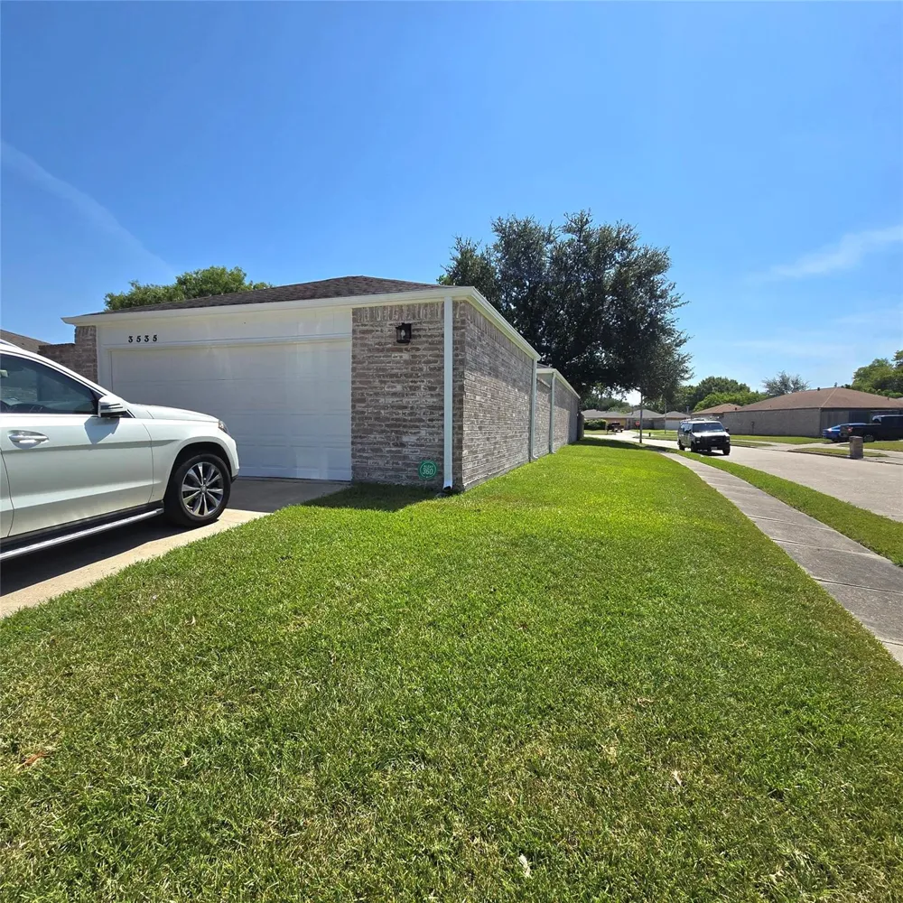 3535 Upfield Drive Houston, TX 77082