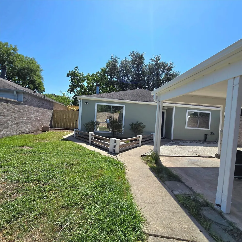 3535 Upfield Drive Houston, TX 77082