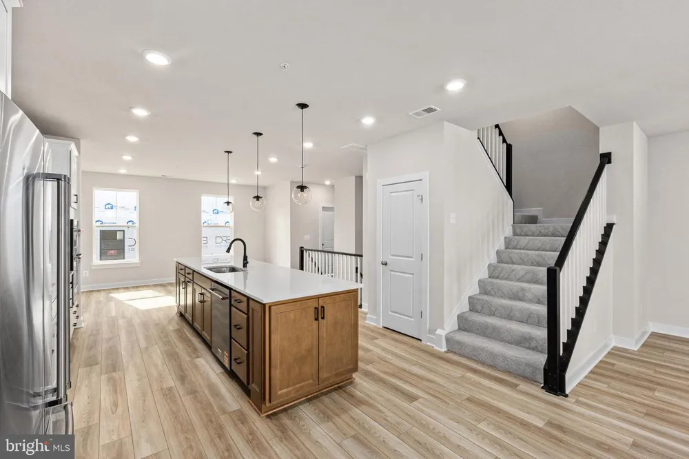 20804 CLOONGEE TERRACE Dulles, VA 20166