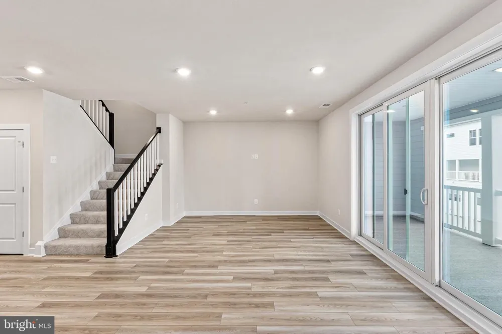 20804 CLOONGEE TERRACE Dulles, VA 20166