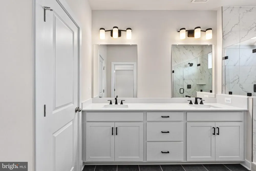 20804 CLOONGEE TERRACE Dulles, VA 20166