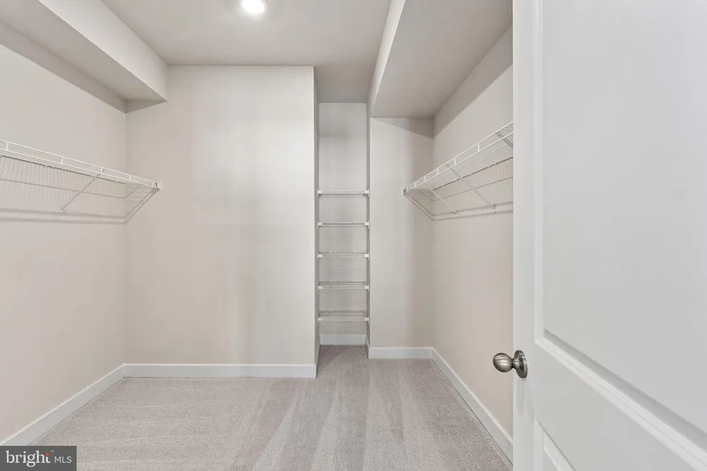 20804 CLOONGEE TERRACE Dulles, VA 20166