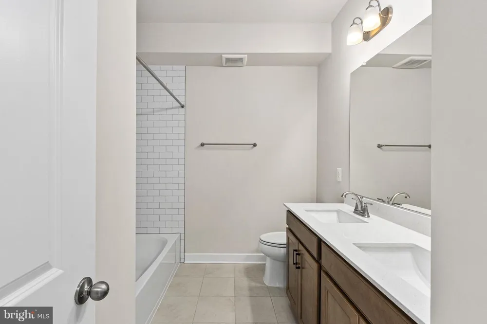 20804 CLOONGEE TERRACE Dulles, VA 20166