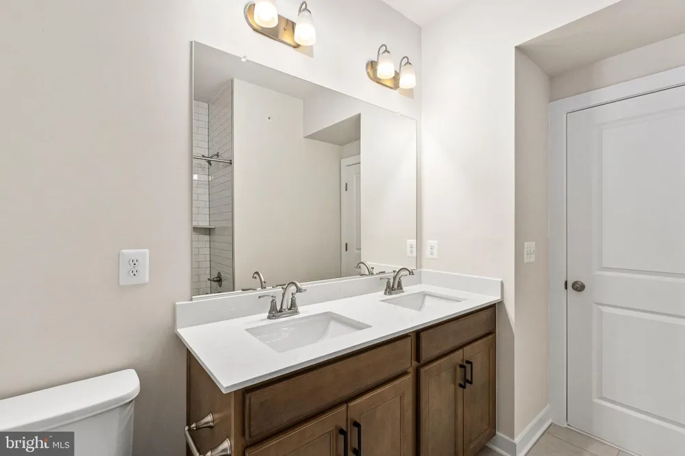 20804 CLOONGEE TERRACE Dulles, VA 20166