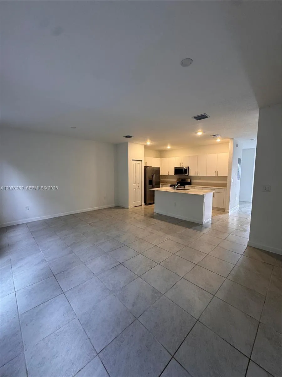 194 SE 10th Ct Florida City, FL 33034