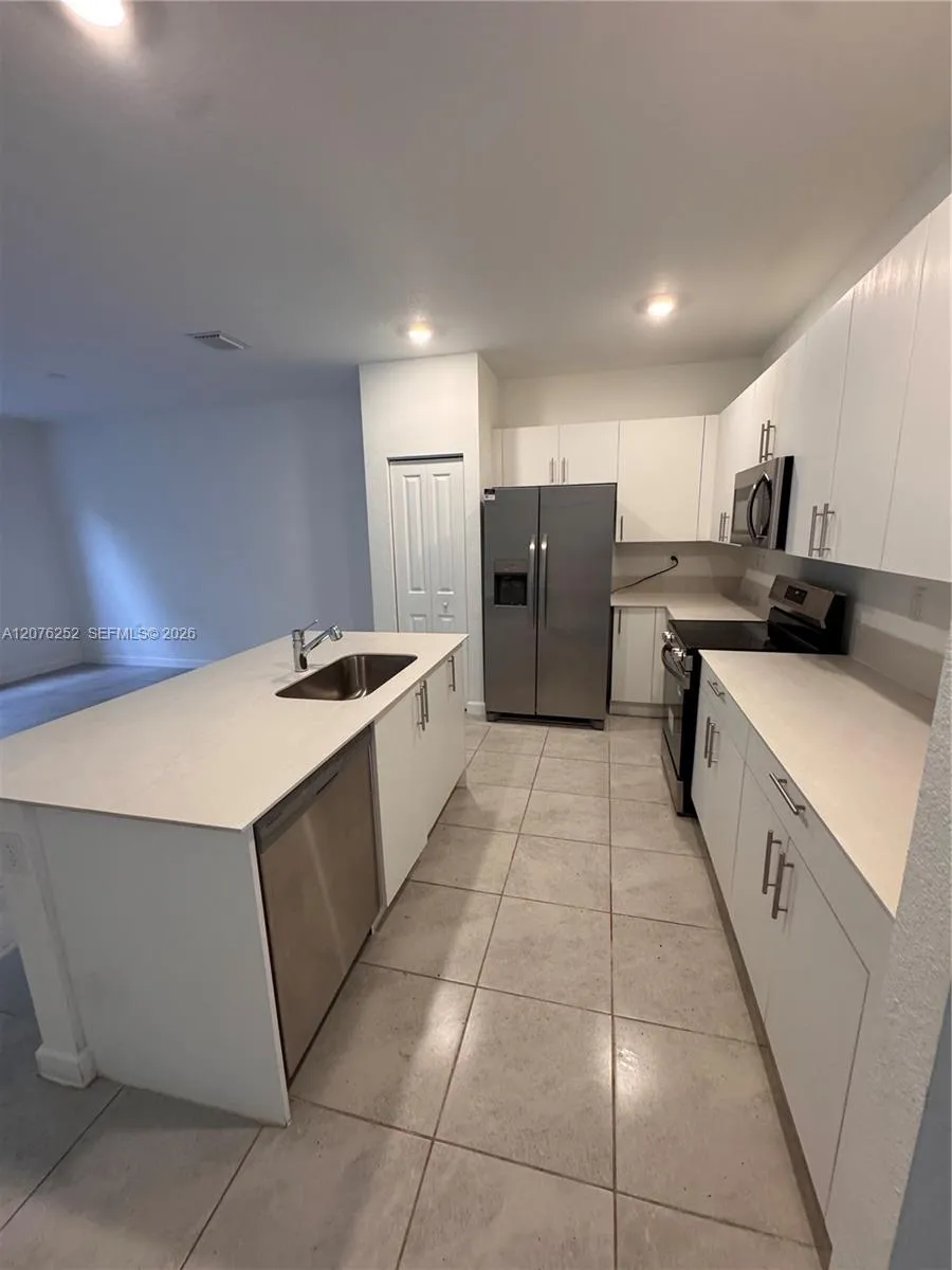 194 SE 10th Ct Florida City, FL 33034