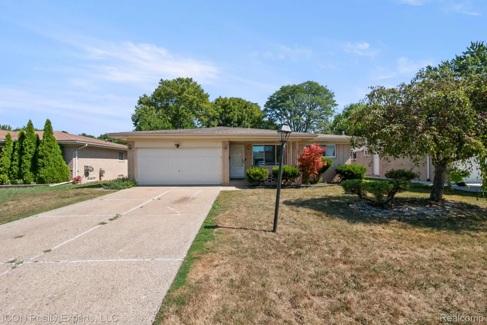 3053 Belcher Drive Sterling Heights City, MI 48310