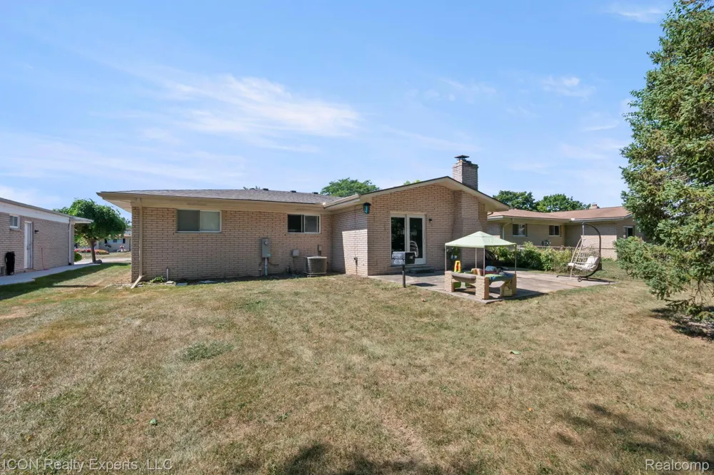 3053 Belcher Drive Sterling Heights City, MI 48310