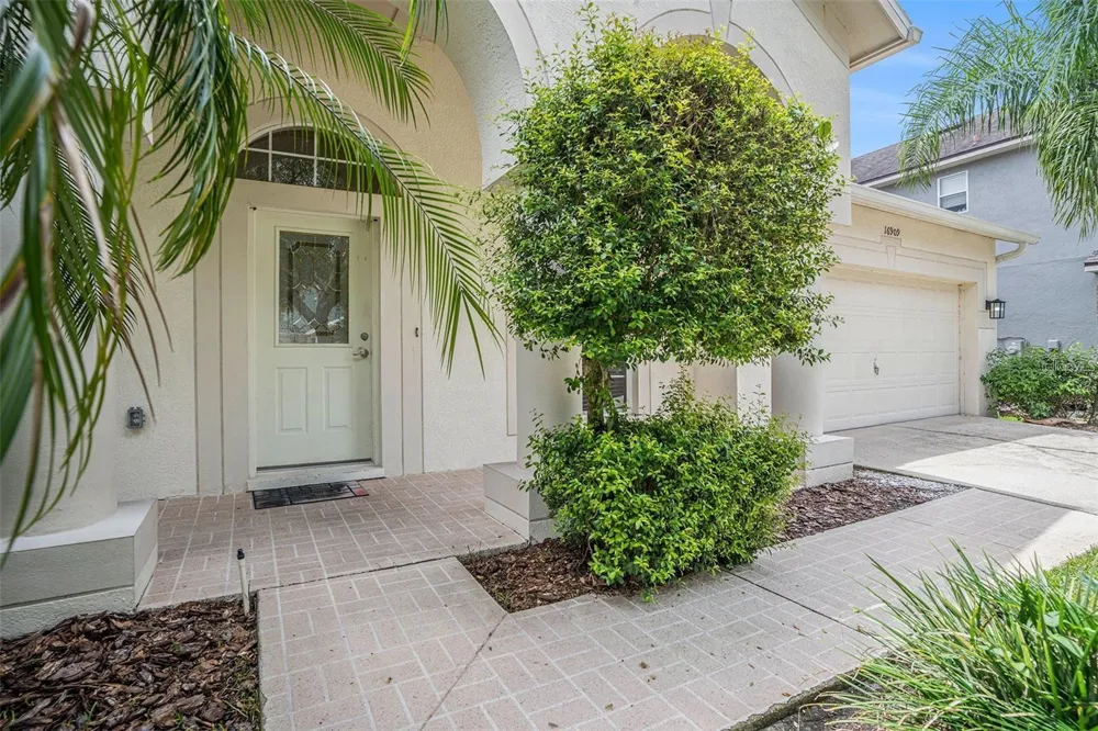 16909 FALCONRIDGE ROAD Lithia, FL 33547