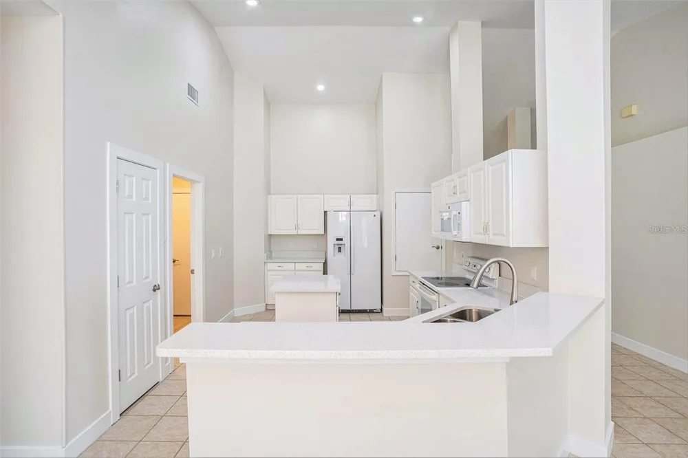 16909 FALCONRIDGE ROAD Lithia, FL 33547