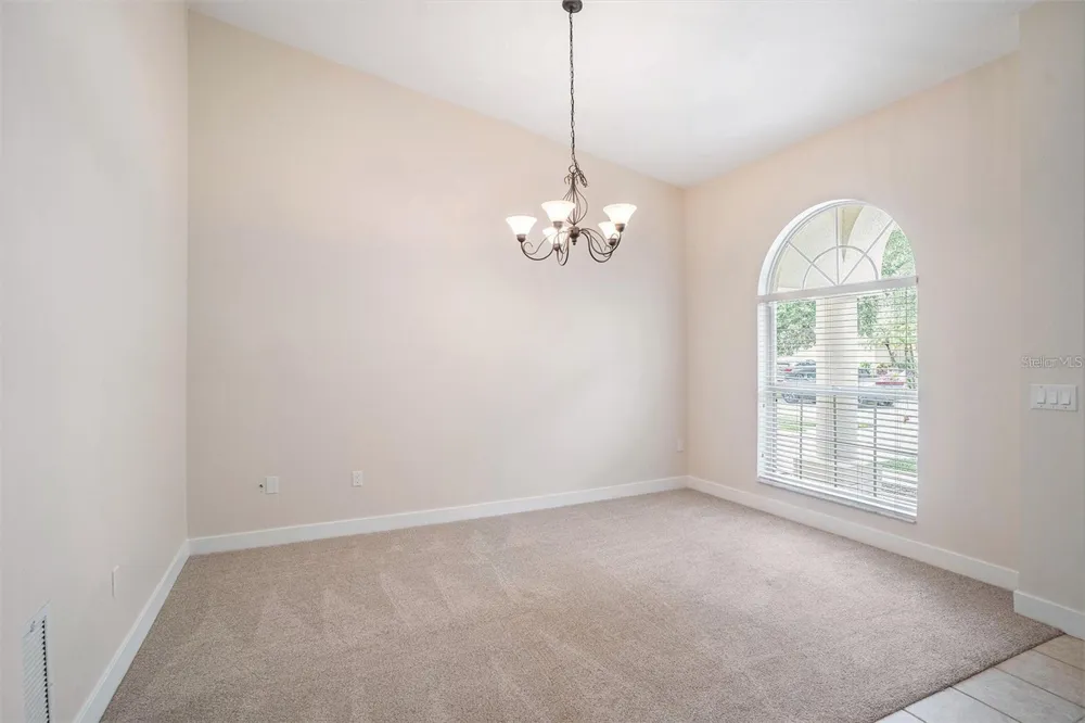 16909 FALCONRIDGE ROAD Lithia, FL 33547