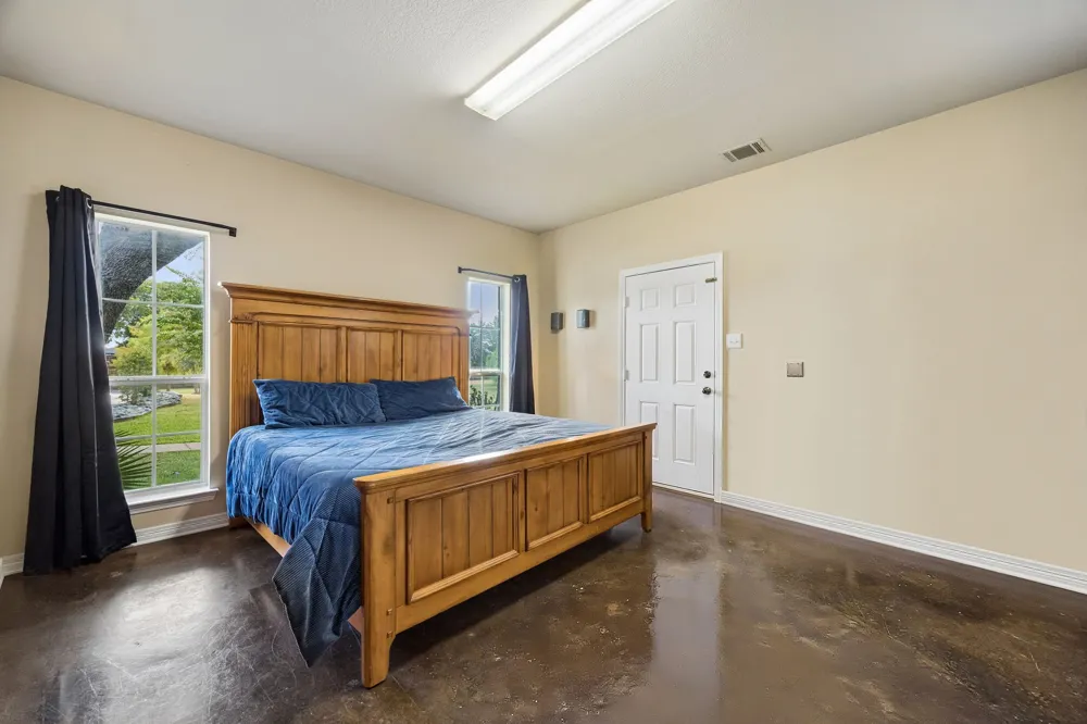 2430 Savanna Circle Midlothian, TX 76065