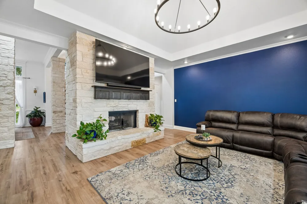 2430 Savanna Circle Midlothian, TX 76065