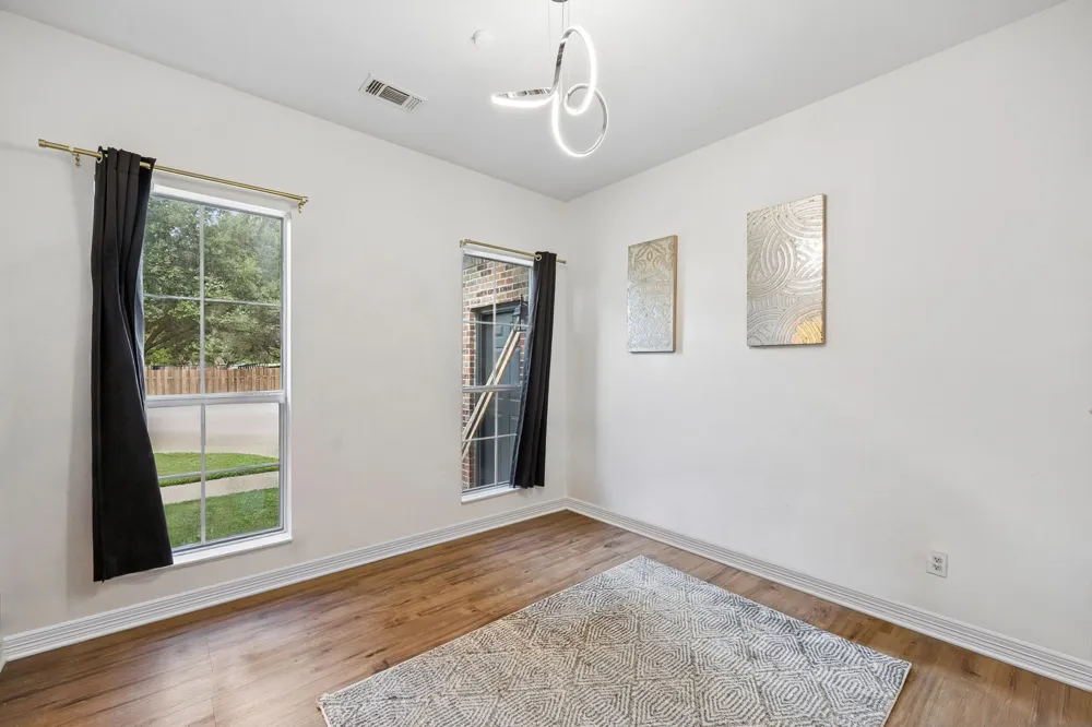 2430 Savanna Circle Midlothian, TX 76065