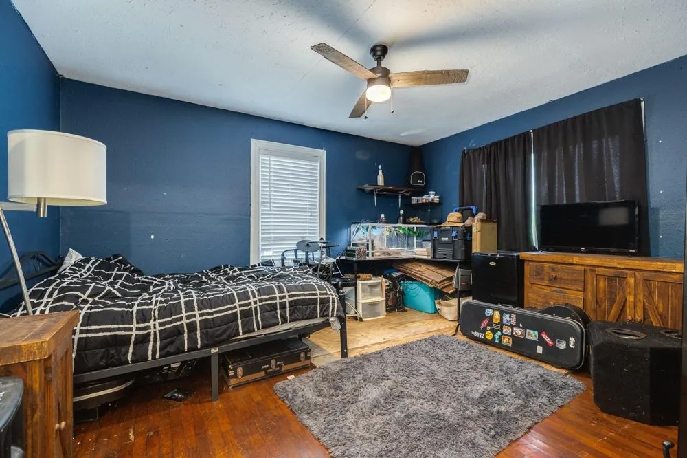 302 Britt Bailey Blvd Angleton, TX 77515