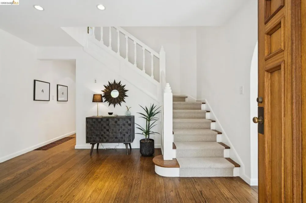 312 Saint James Drive Piedmont, CA 94611