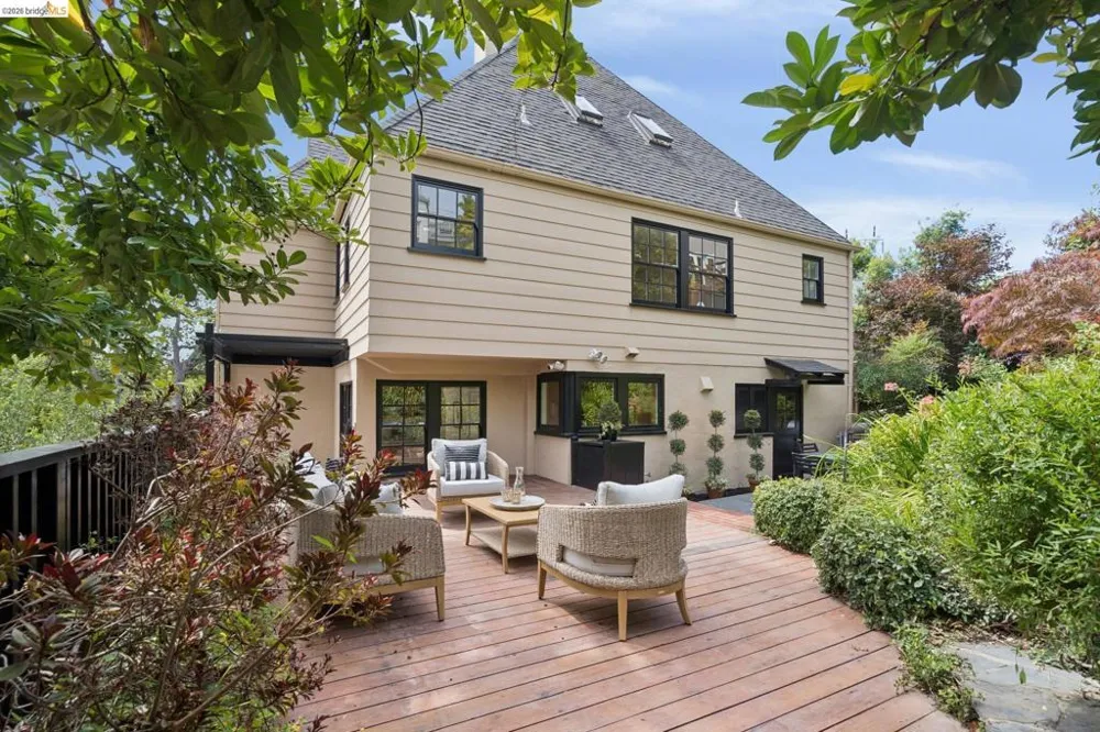 312 Saint James Drive Piedmont, CA 94611