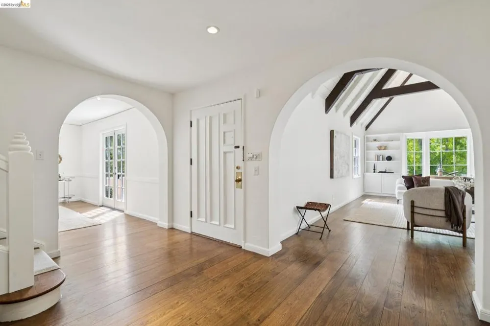 312 Saint James Drive Piedmont, CA 94611