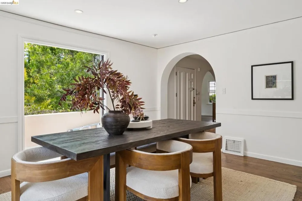 312 Saint James Drive Piedmont, CA 94611